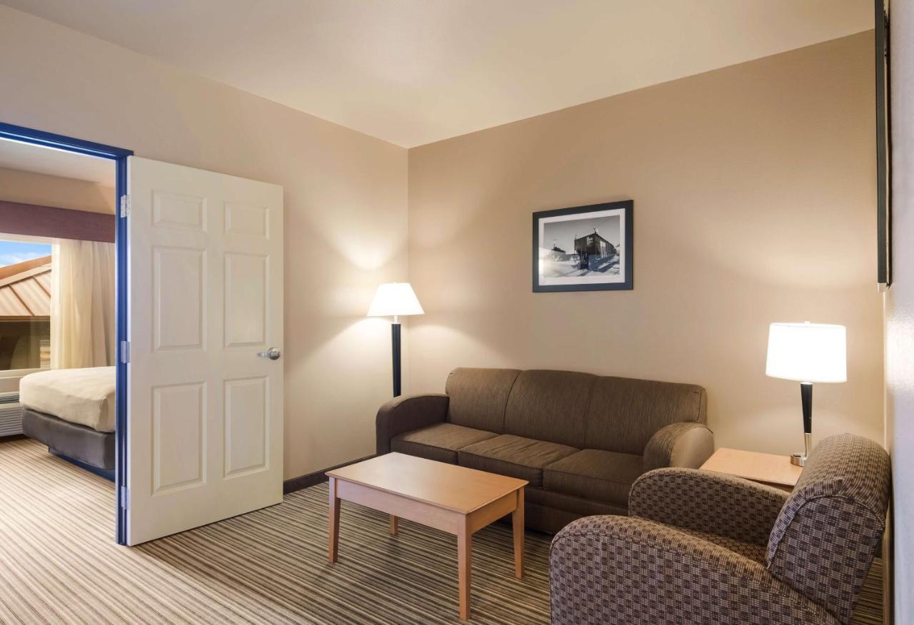 Best Western Shelby Inn & Suites Esterno foto