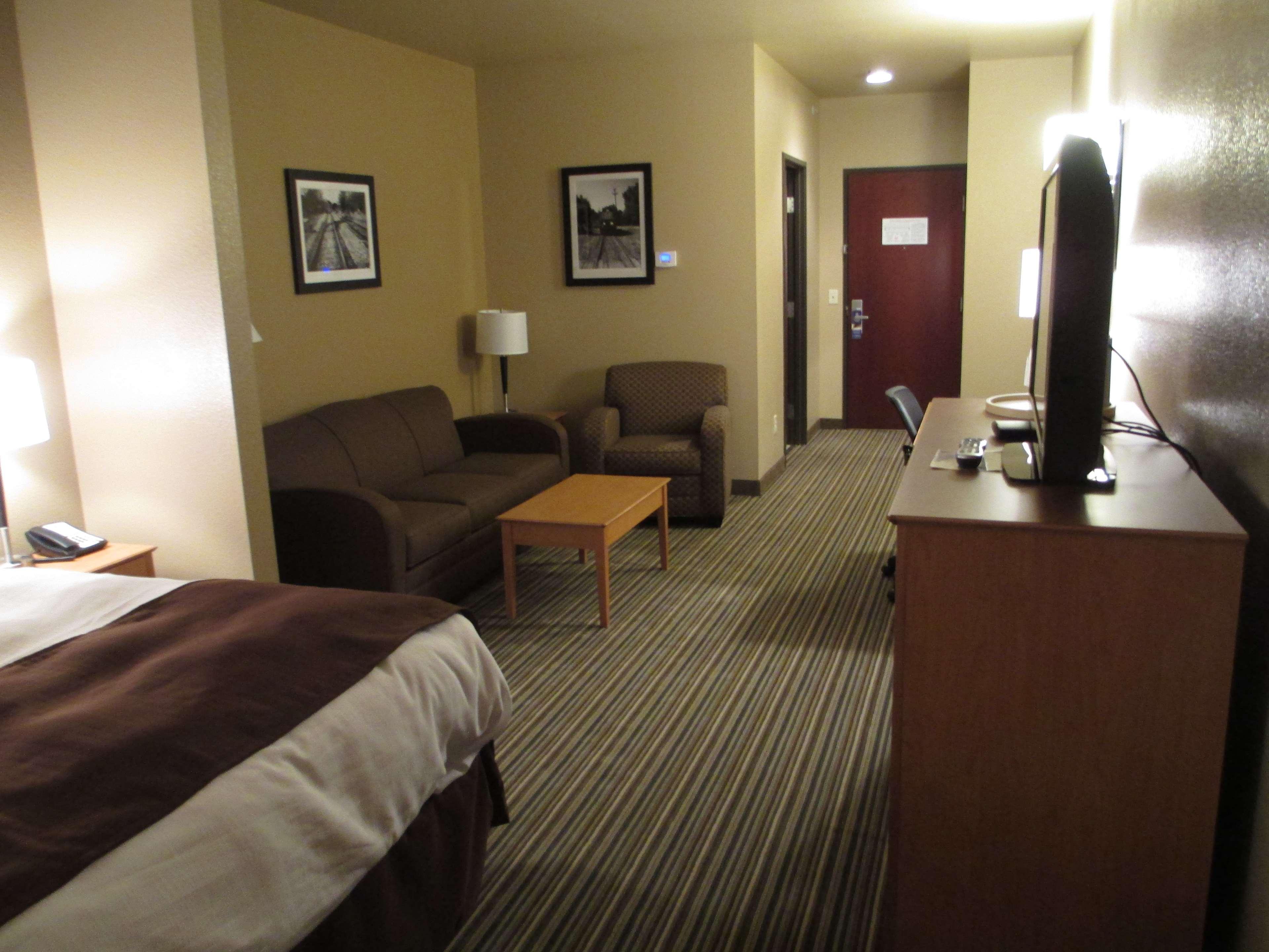 Best Western Shelby Inn & Suites Esterno foto